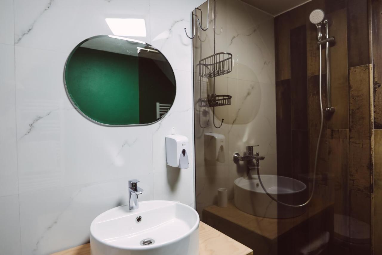 Altitude Guest House Ranca Ngoại thất bức ảnh