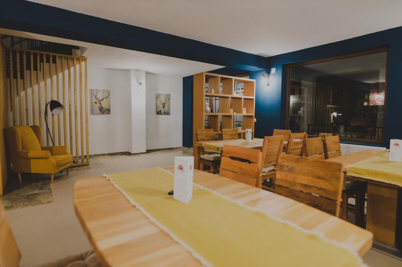 Altitude Guest House Ranca Ngoại thất bức ảnh