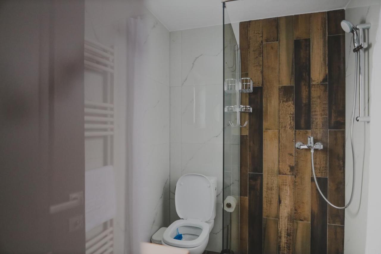 Altitude Guest House Ranca Ngoại thất bức ảnh