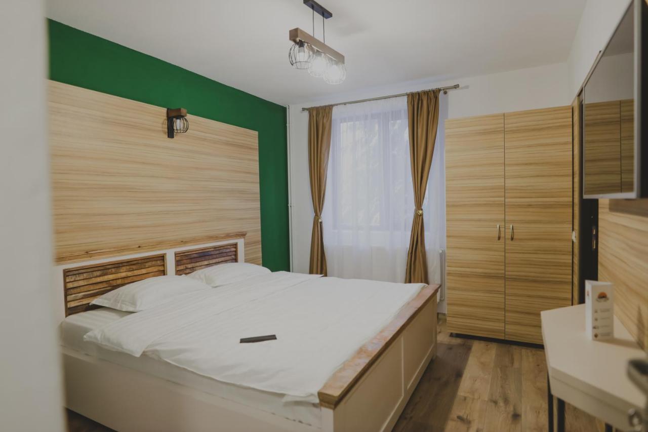 Altitude Guest House Ranca Ngoại thất bức ảnh