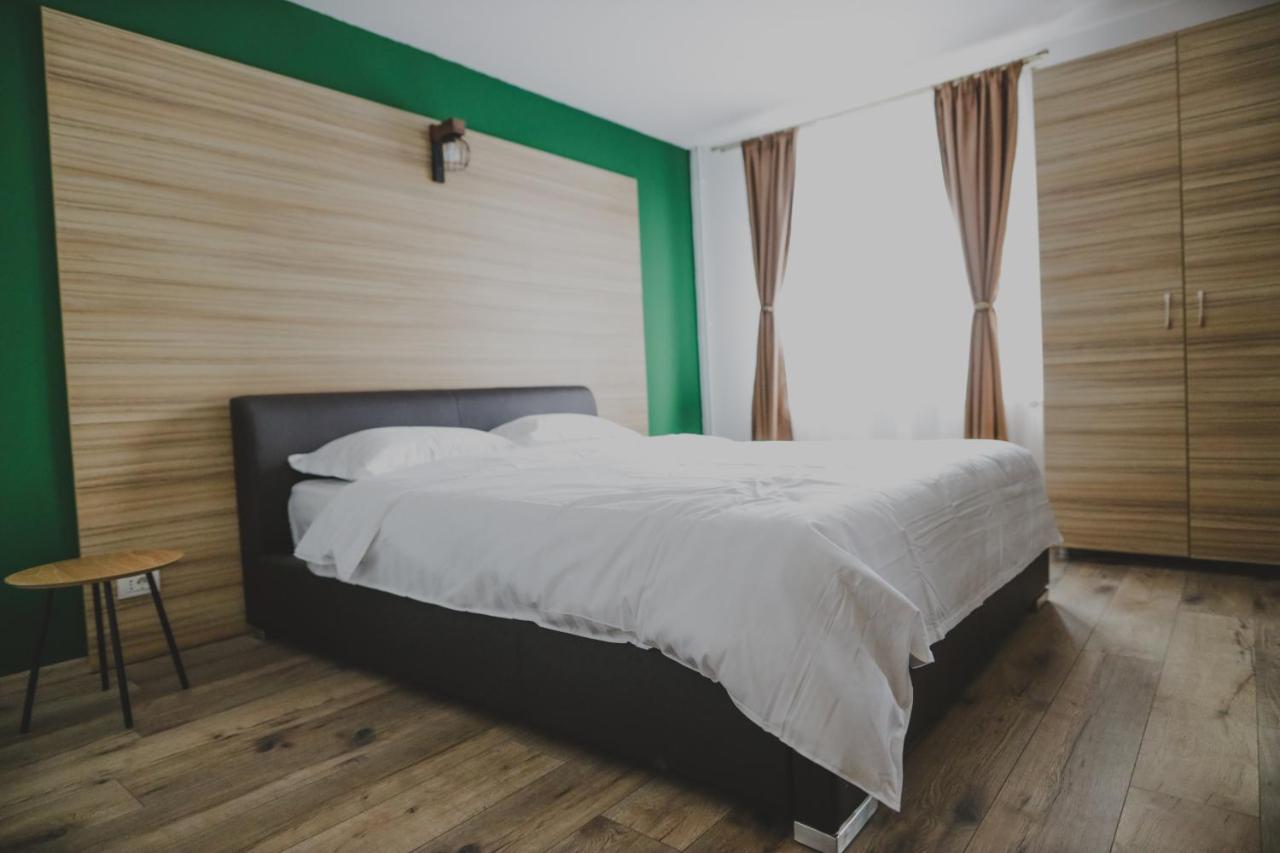 Altitude Guest House Ranca Ngoại thất bức ảnh