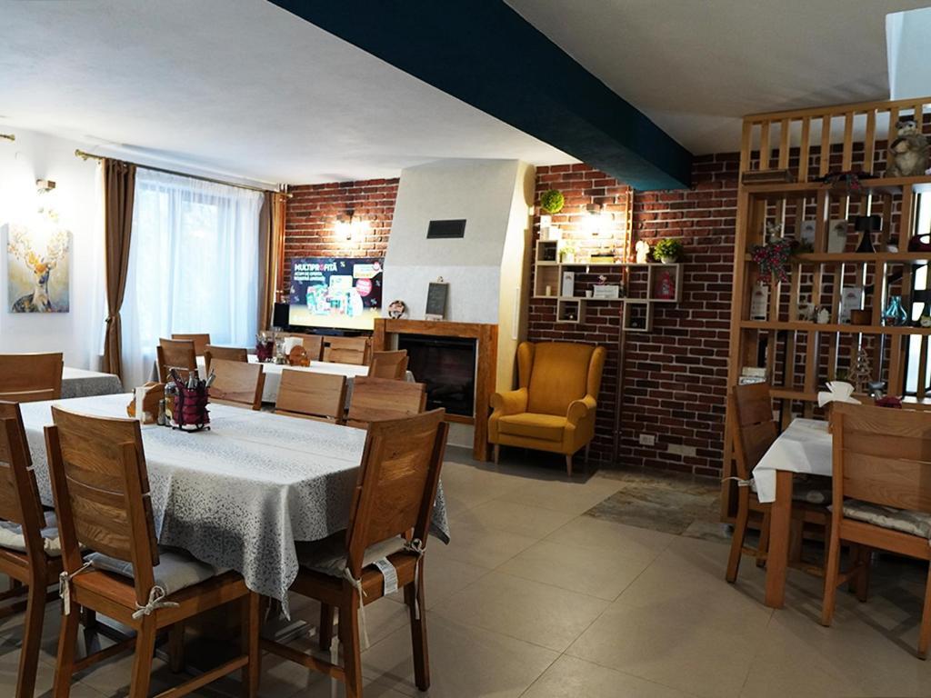 Altitude Guest House Ranca Ngoại thất bức ảnh